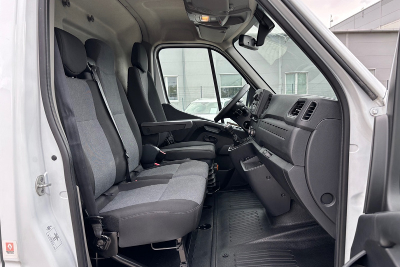 Ponuka vozidiel / Renault Master 2.3 dCi L3H2 132kW - video Ponuka vozidiel / Renault Master 2.3 dCi L3H2 132kW - video