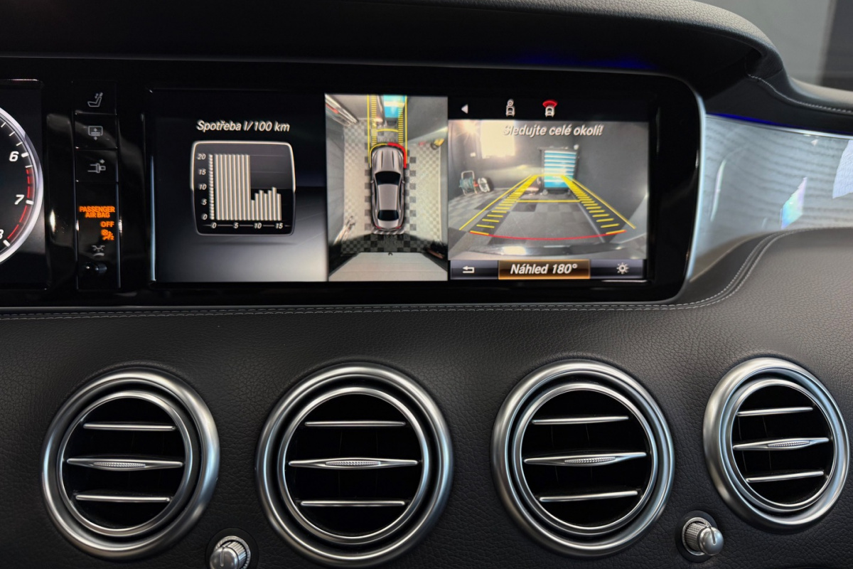 Ponuka vozidiel / Mercedes-Benz S trieda Kupé 400 4matic - video