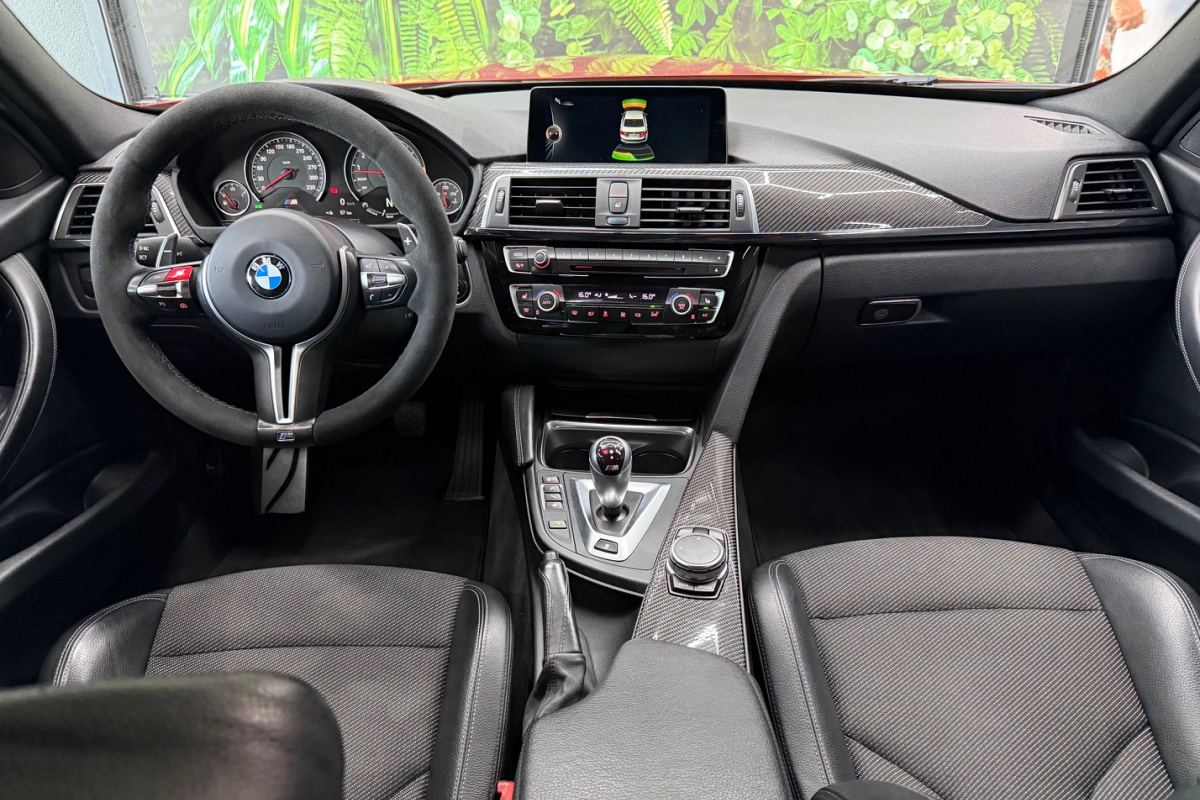 Ponuka vozidiel / BMW M3 Competition 3.0 A/T Carbon Packet - video