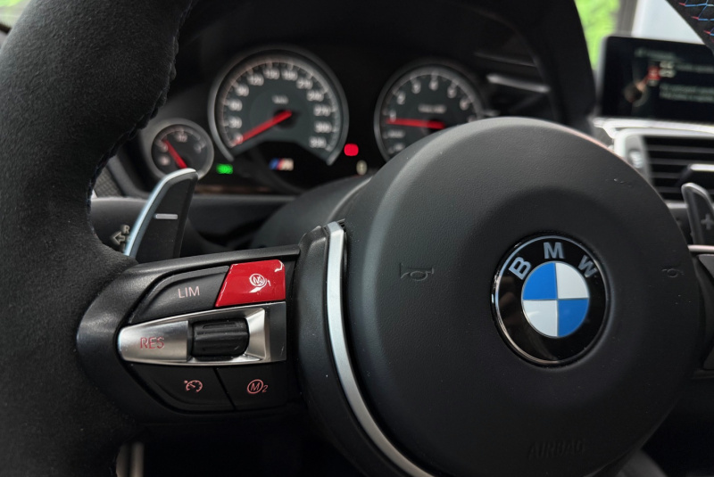  Ponuka vozidiel / BMW M3 Competition 3.0 A/T Carbon Packet - video