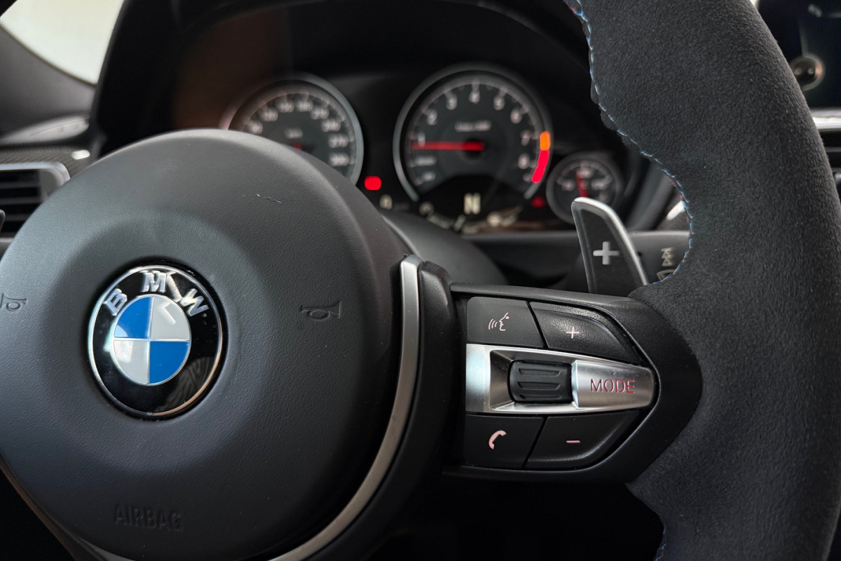 Ponuka vozidiel / BMW M3 Competition 3.0 A/T Carbon Packet - video