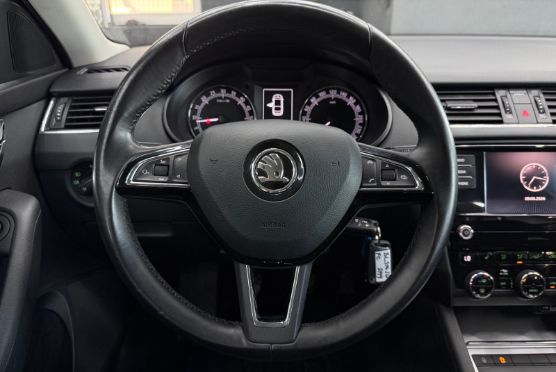Ponuka vozidiel / Škoda Octavia 1.6 TDI 116k Ambition EU6 - video Ponuka vozidiel / Škoda Octavia 1.6 TDI 116k Ambition EU6 - video