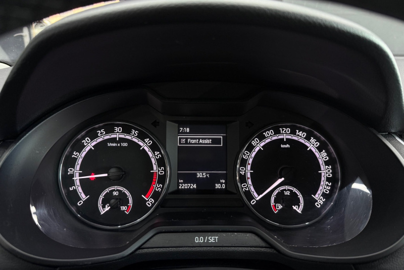 Ponuka vozidiel / Škoda Octavia 1.6 TDI 116k Ambition EU6 - video Ponuka vozidiel / Škoda Octavia 1.6 TDI 116k Ambition EU6 - video