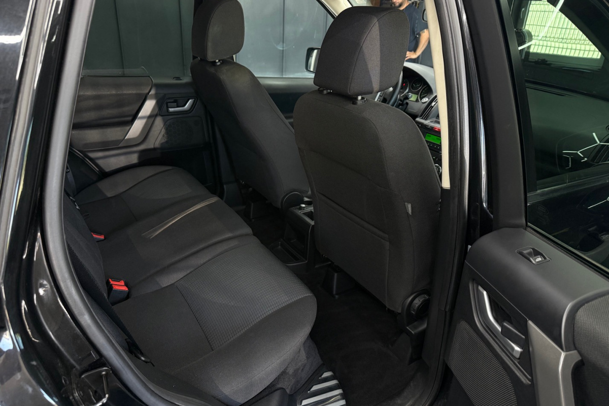 Ponuka vozidiel / Land Rover Freelander 2.2 S TD4.e - video