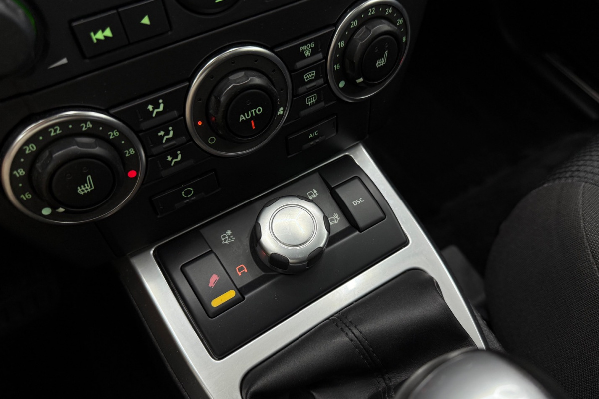 Ponuka vozidiel / Land Rover Freelander 2.2 S TD4.e - video