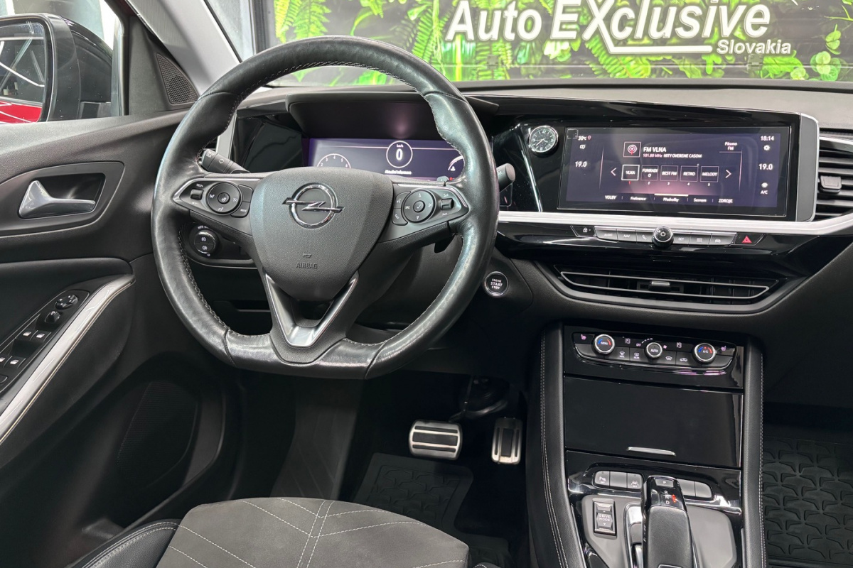 Ponuka vozidiel / Opel Grandland 1.2 TURBO S S A/T - video
