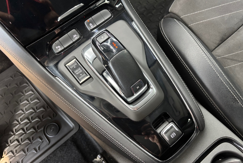  Ponuka vozidiel / Opel Grandland 1.2 TURBO S S A/T - video
