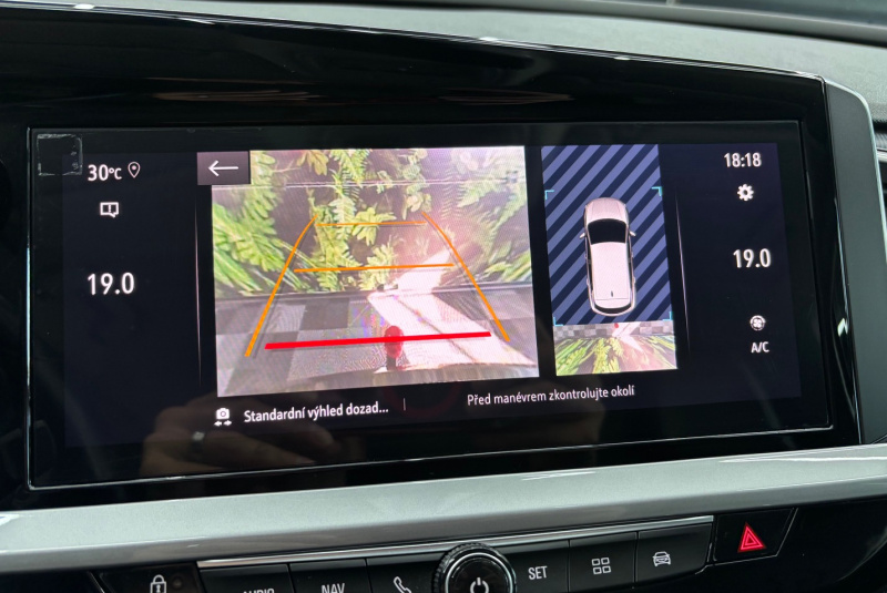  Ponuka vozidiel / Opel Grandland 1.2 TURBO S S A/T - video