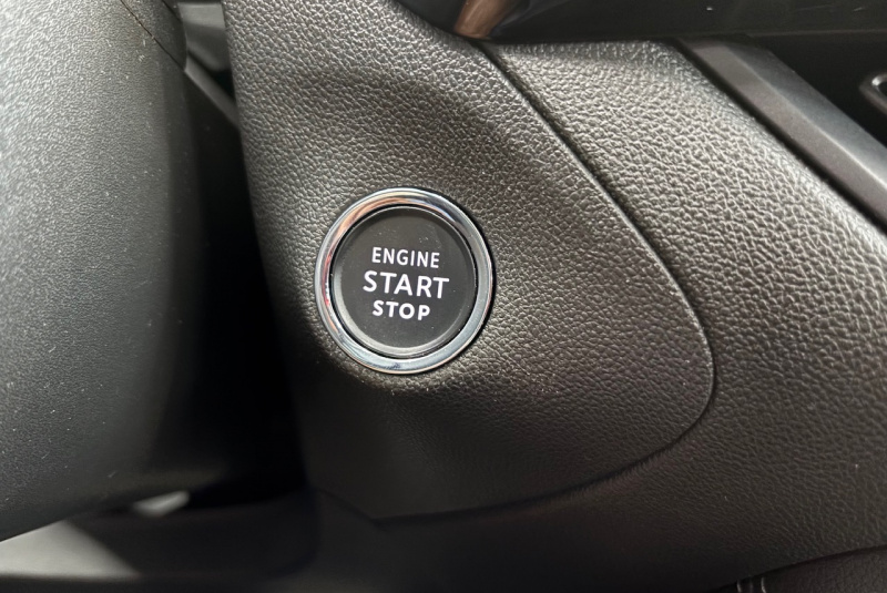  Ponuka vozidiel / Opel Grandland 1.2 TURBO S S A/T - video