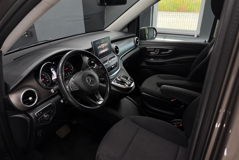  Ponuka vozidiel / Mercedes-Benz V trieda V250 d lang A/T 4Matic  - video