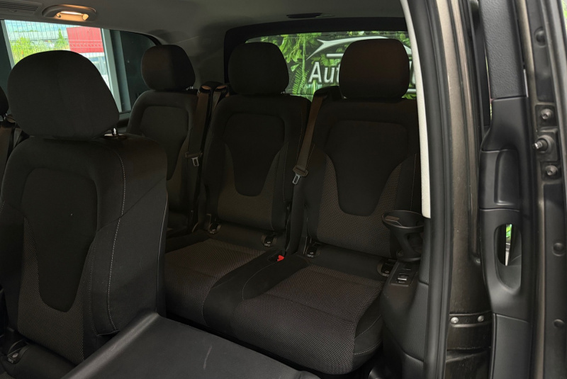 Ponuka vozidiel / Mercedes-Benz V trieda V250 d lang A/T 4Matic  - video