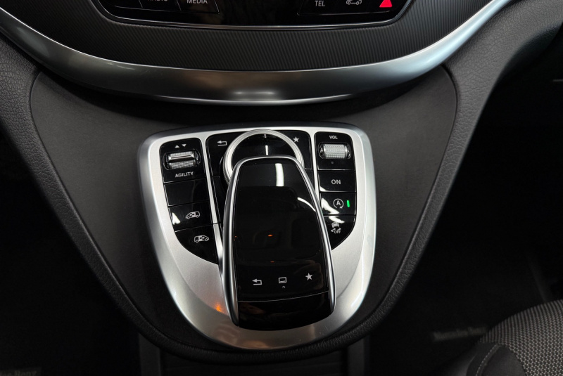  Ponuka vozidiel / Mercedes-Benz V trieda V250 d lang A/T 4Matic  - video