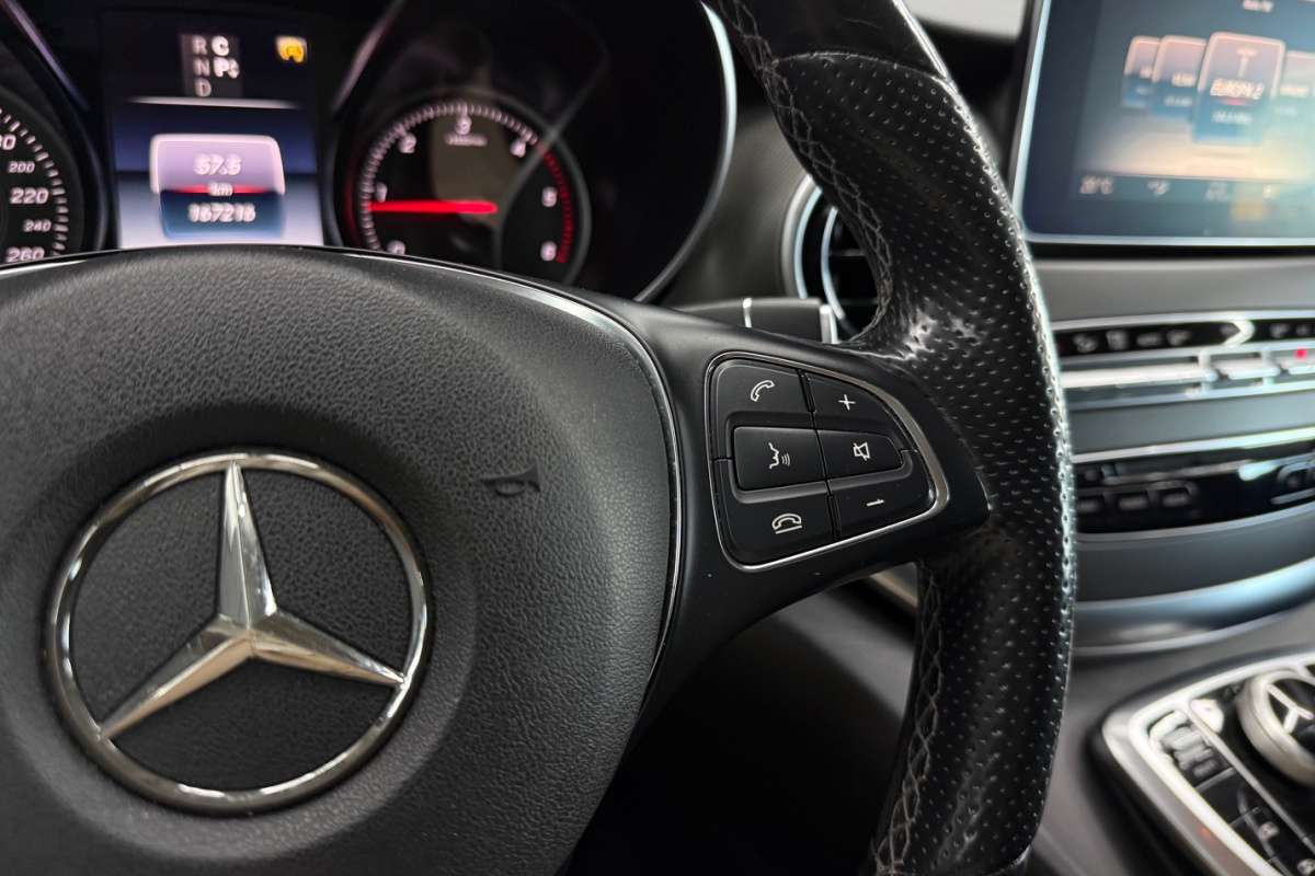 Ponuka vozidiel / Mercedes-Benz V trieda V250 d lang A/T 4Matic  - video