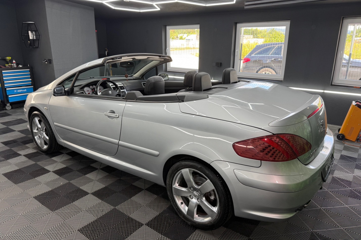 Ponuka vozidiel / Peugeot 307 CC 2.0 HDi Dynamique - video