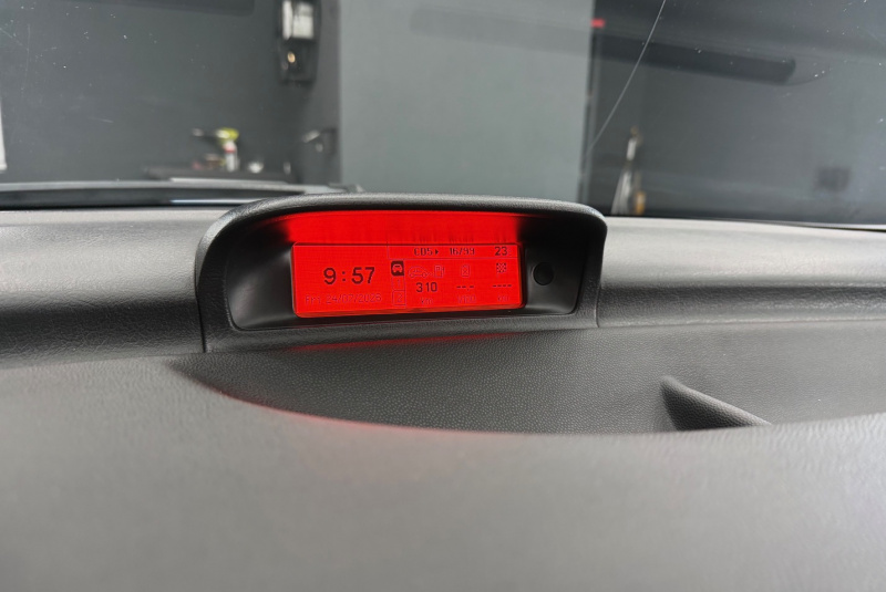  Ponuka vozidiel / Peugeot 307 CC 2.0 HDi Dynamique - video