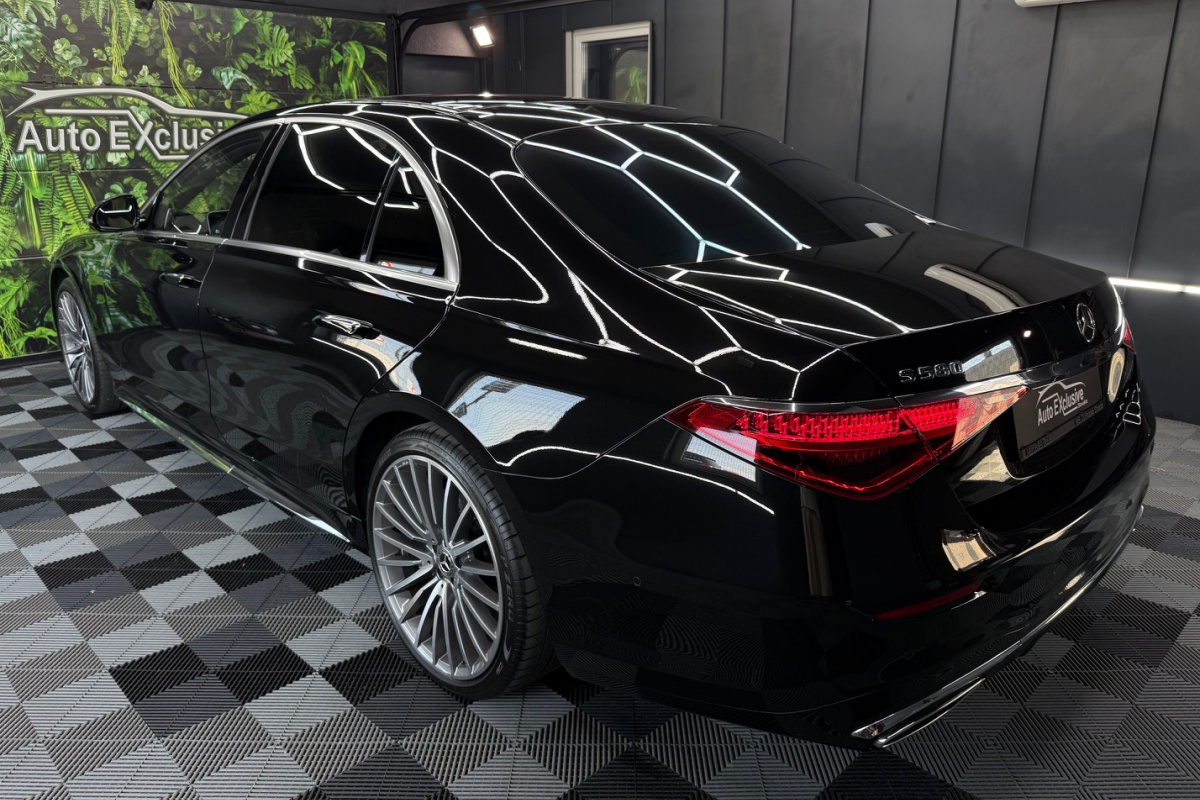 Ponuka vozidiel / Mercedes-Benz S trieda Sedan 580L mHEV 4Matic A/T Manufaktur - video