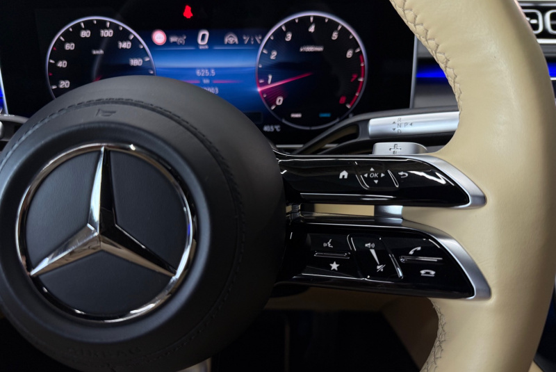  Ponuka vozidiel / Mercedes-Benz S trieda Sedan 580L mHEV 4Matic A/T Manufaktur - video