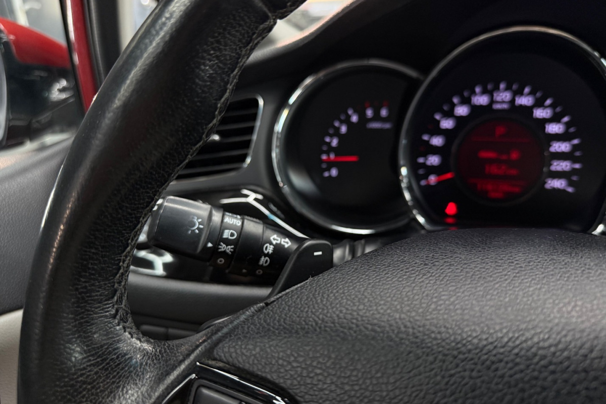 Ponuka vozidiel / Kia Cee´d SW 1.6 CRDi EX/Gold A/T - video