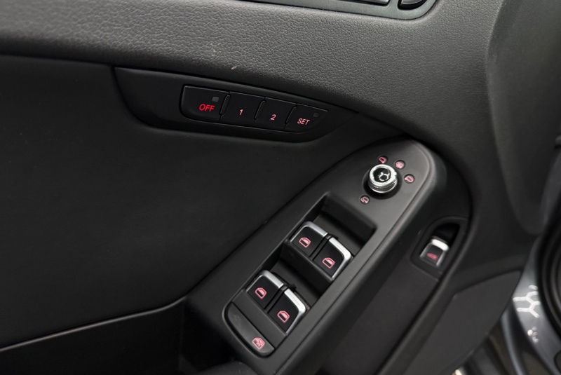  Ponuka vozidiel / Audi S4 Avant 3.0 TFSI QUATTRO AUTOMAT - video