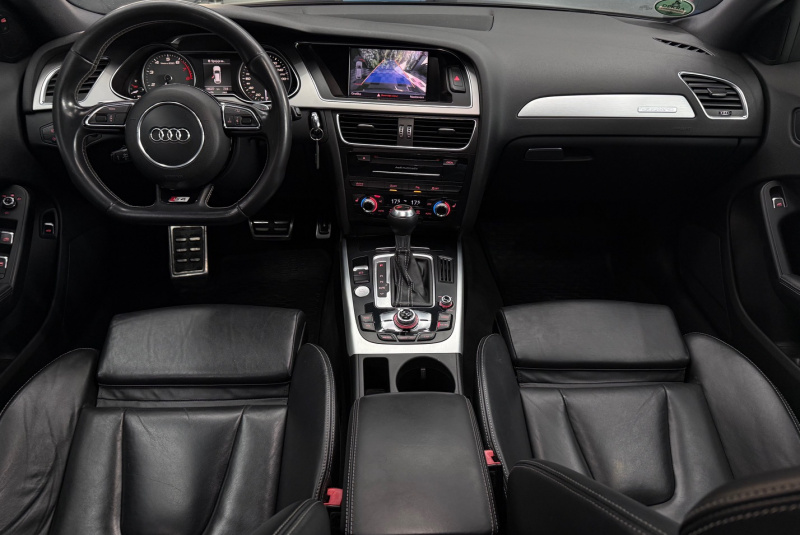  Ponuka vozidiel / Audi S4 Avant 3.0 TFSI QUATTRO AUTOMAT - video