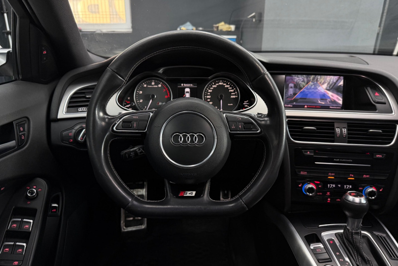  Ponuka vozidiel / Audi S4 Avant 3.0 TFSI QUATTRO AUTOMAT - video