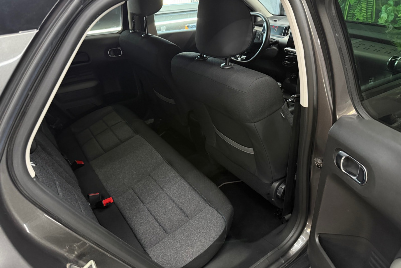  Ponuka vozidiel / Citroën C4 Cactus PureTech 130  - video