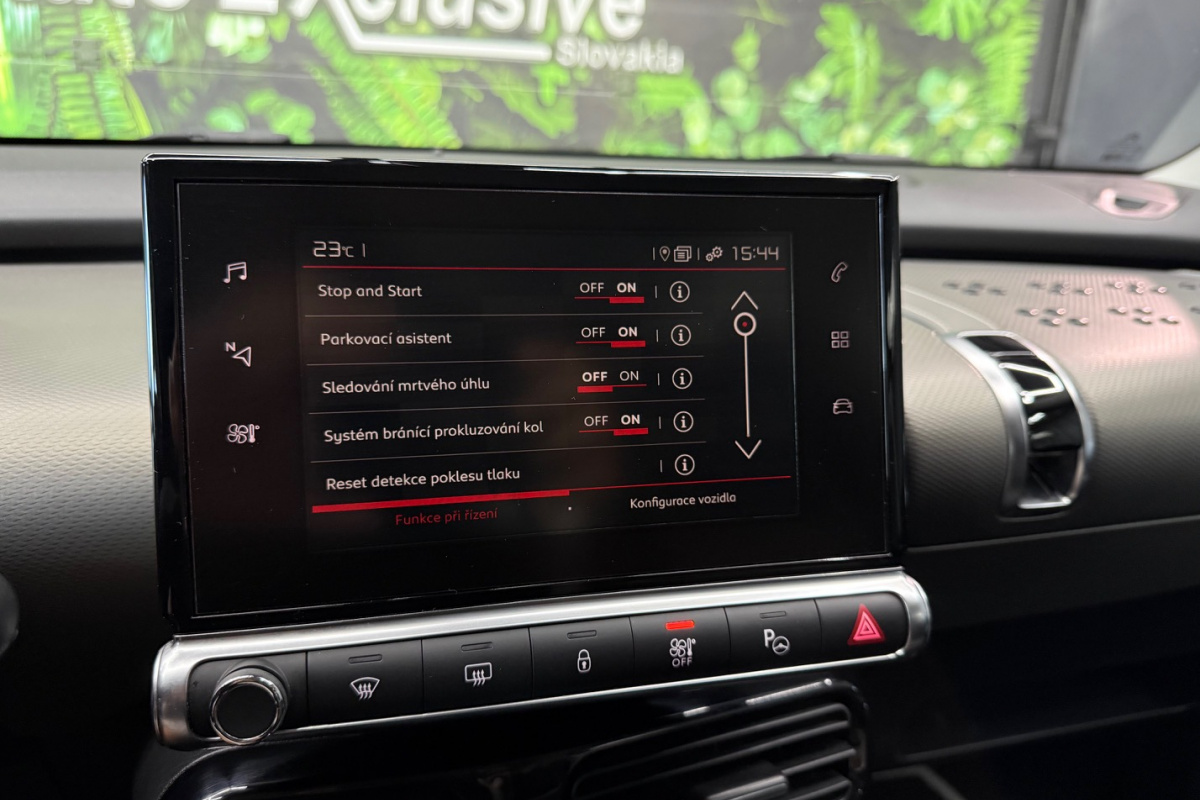 Ponuka vozidiel / Citroën C4 Cactus PureTech 130 - video Ponuka vozidiel / Citroën C4 Cactus PureTech 130 - video