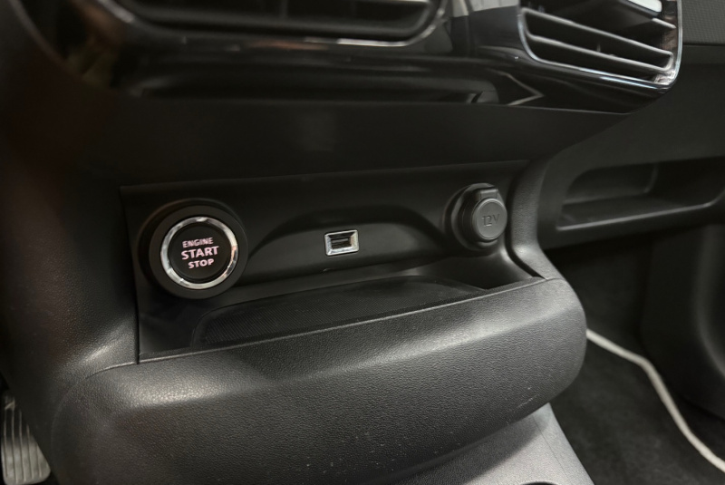  Ponuka vozidiel / Citroën C4 Cactus PureTech 130  - video