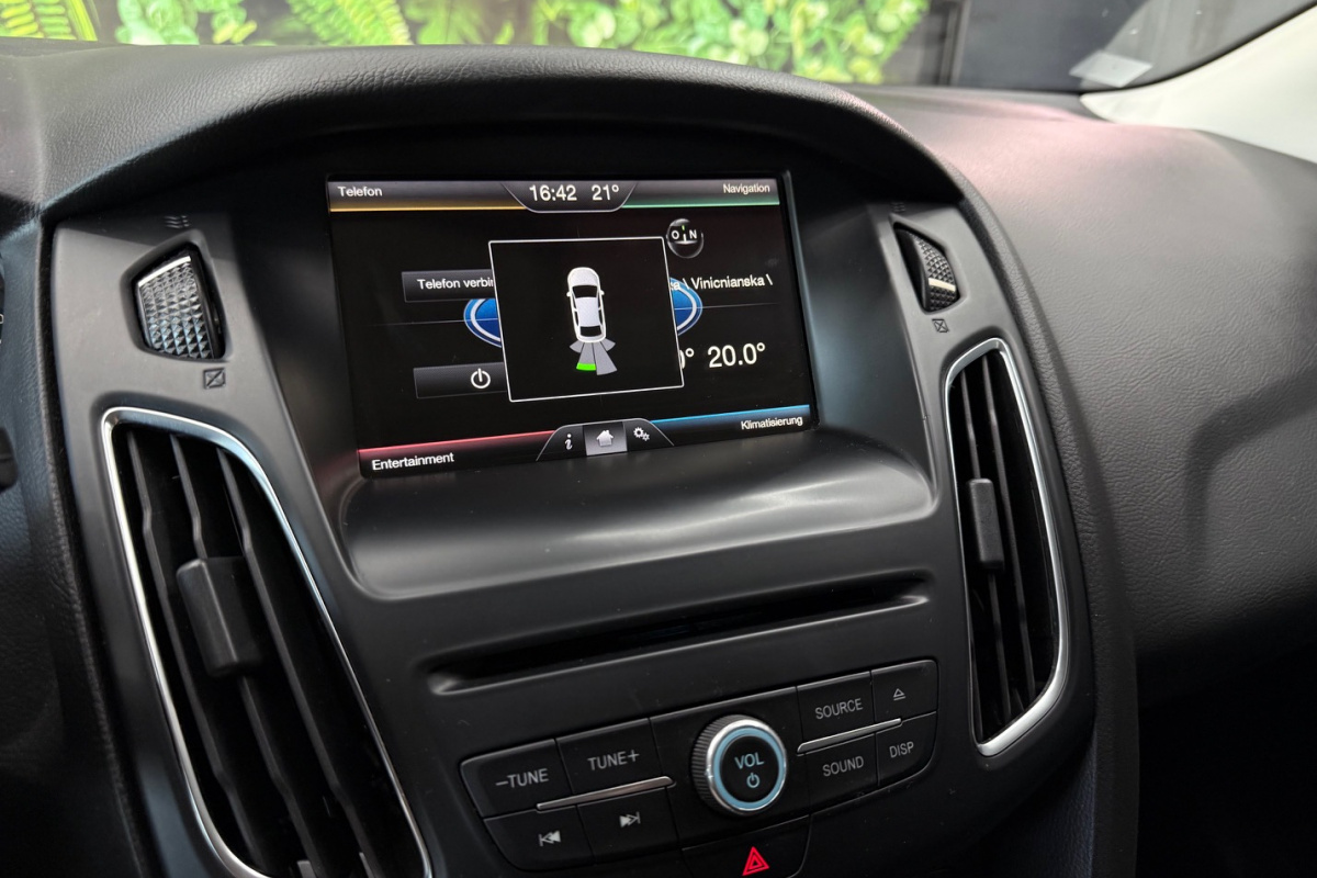 Ponuka vozidiel / Ford Focus 1.5 TDCi Duratorq 120k Trend - video