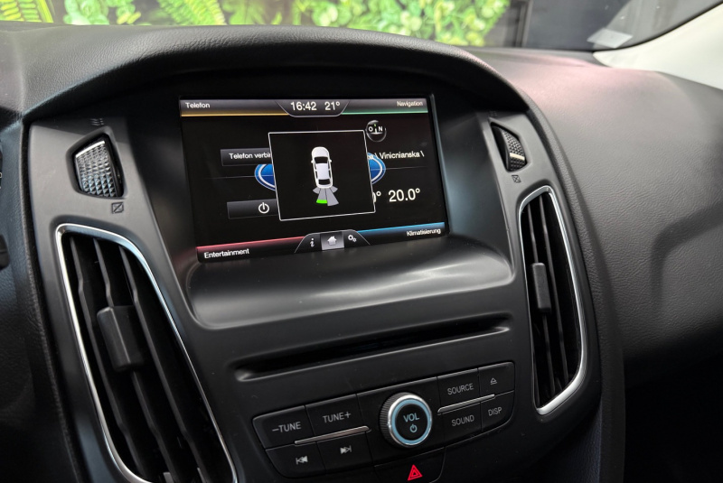  Ponuka vozidiel / Ford Focus 1.5 TDCi Duratorq 120k Trend - video