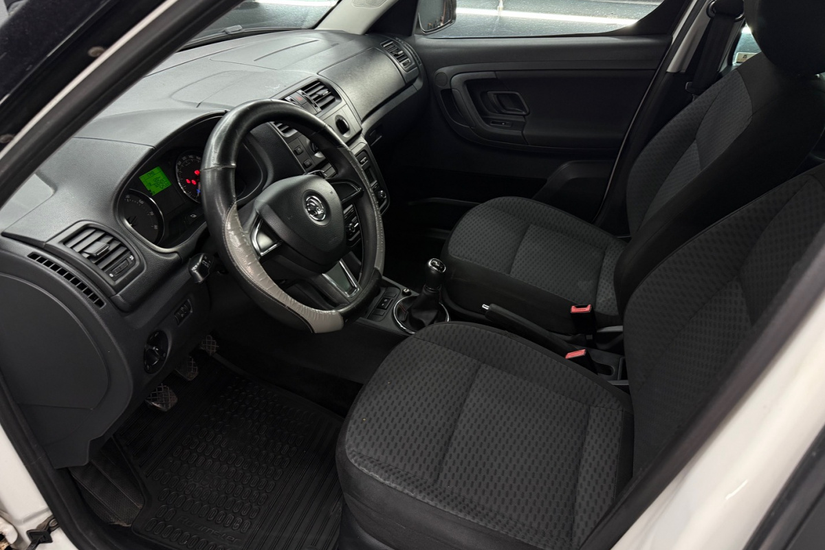 Ponuka vozidiel / Škoda Roomster 1.2 TSI 105k Active - video Ponuka vozidiel / Škoda Roomster 1.2 TSI 105k Active - video