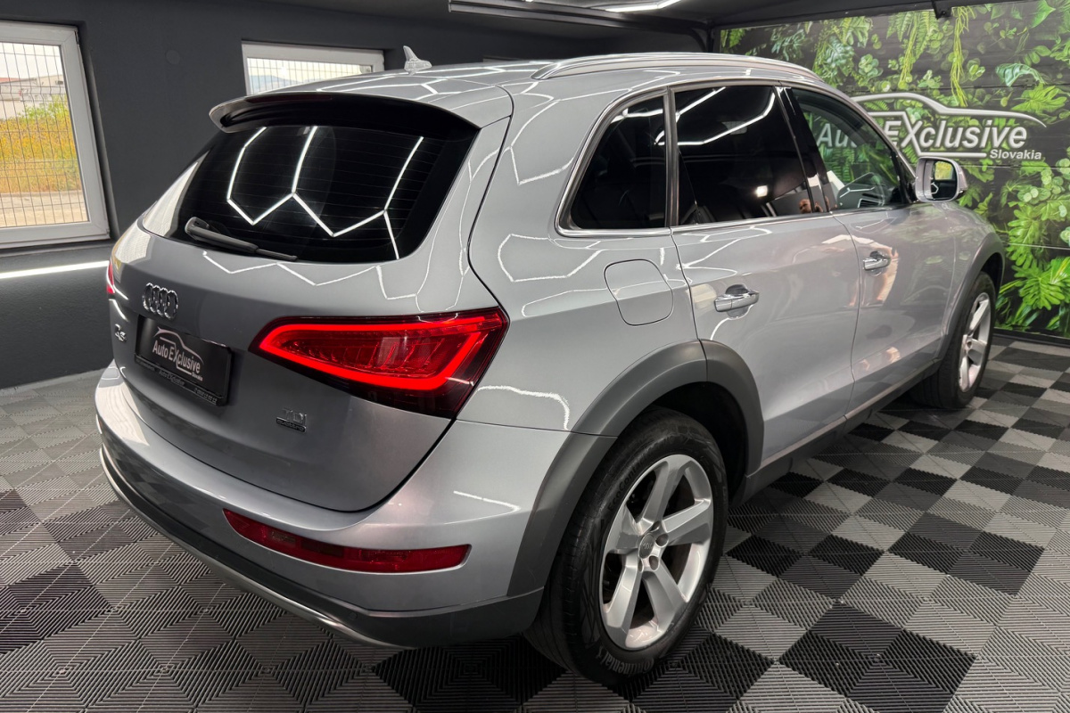 Ponuka vozidiel / Audi Q5 2.0 TDI 190k quattro S tronic Sport - video