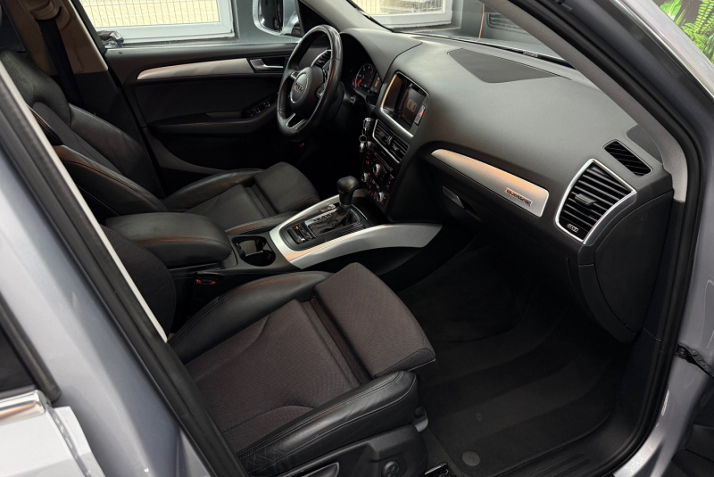  Ponuka vozidiel / Audi Q5 2.0 TDI 190k quattro S tronic Sport - video