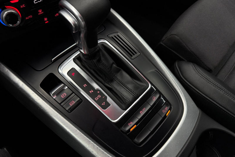  Ponuka vozidiel / Audi Q5 2.0 TDI 190k quattro S tronic Sport - video