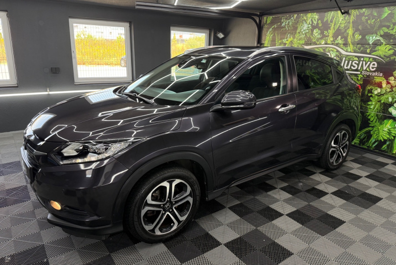 Ponuka vozidiel / Honda HR-V 1.5 i-VTEC Elegance CVT - video Ponuka vozidiel / Honda HR-V 1.5 i-VTEC Elegance CVT - video