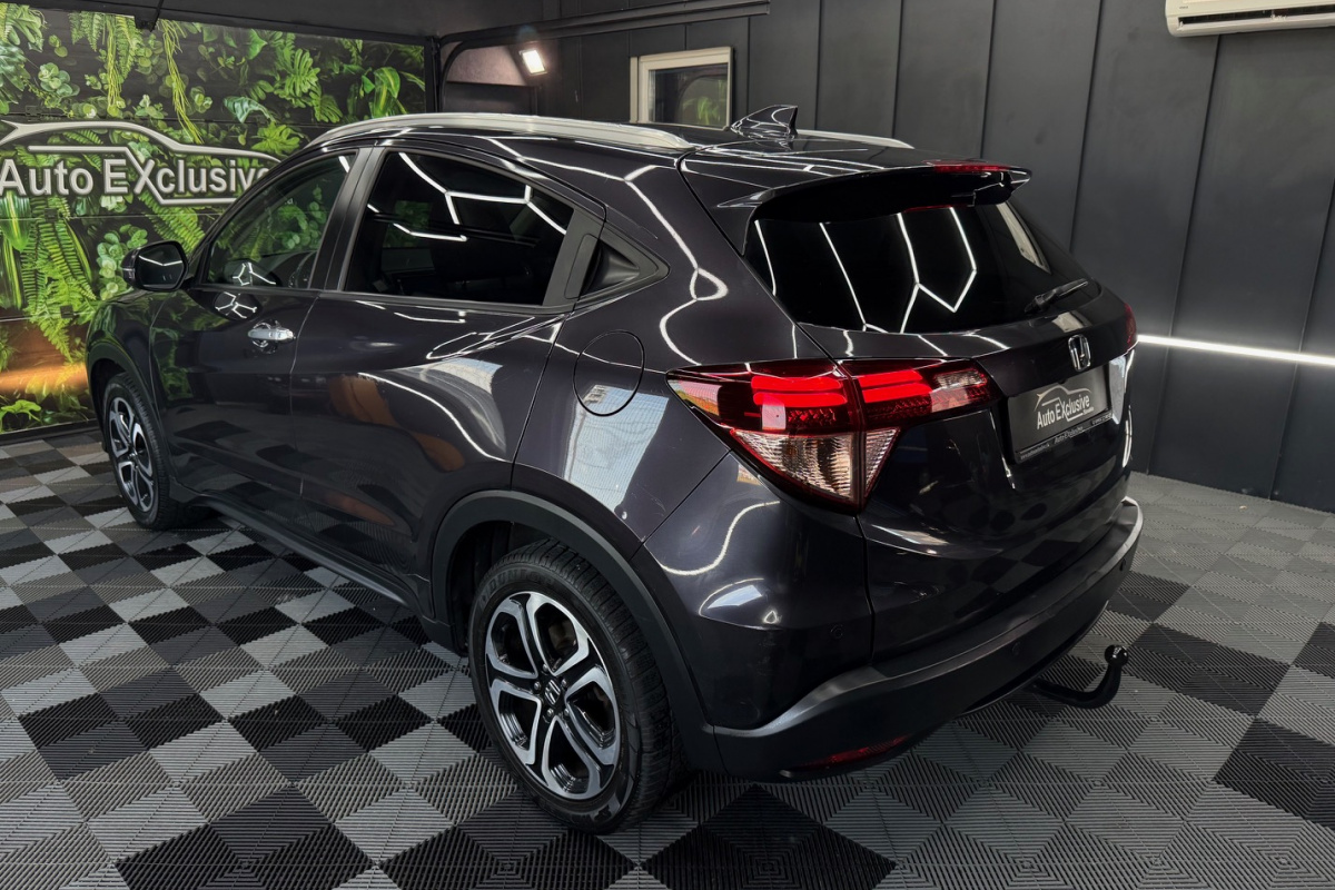 Ponuka vozidiel / Honda HR-V 1.5 i-VTEC Elegance CVT - video Ponuka vozidiel / Honda HR-V 1.5 i-VTEC Elegance CVT - video