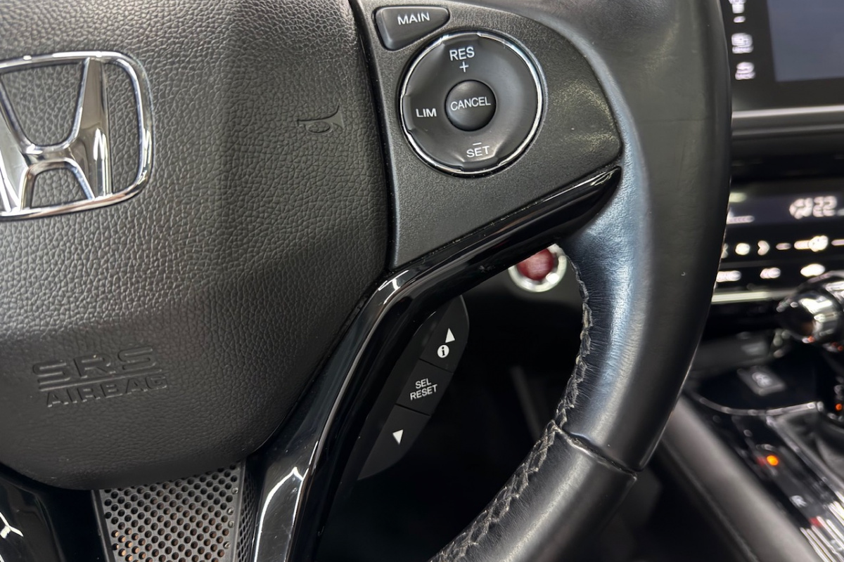 Ponuka vozidiel / Honda HR-V 1.5 i-VTEC Elegance CVT - video