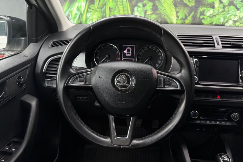  Ponuka vozidiel / Škoda Fabia 1.0 TSI 110k Ambition DSG - video