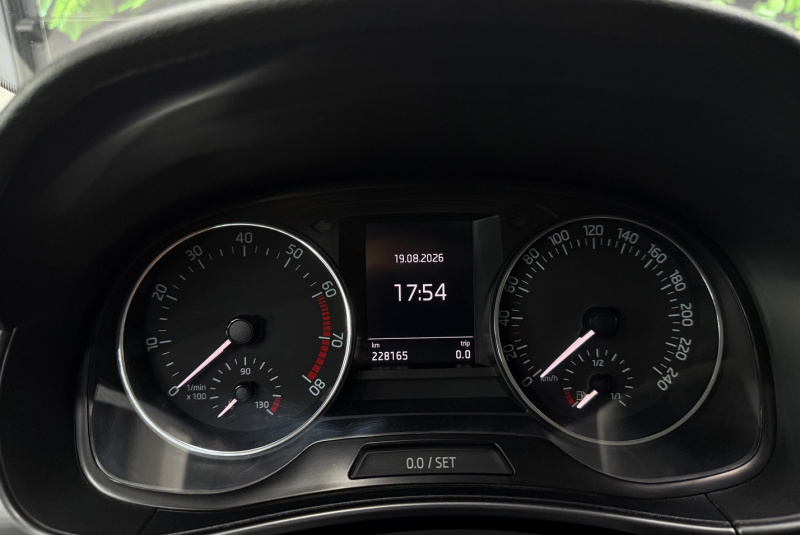  Ponuka vozidiel / Škoda Fabia 1.0 TSI 110k Ambition DSG - video