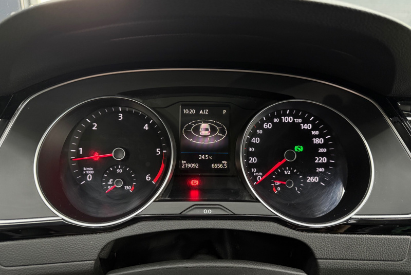 Ponuka vozidiel / Volkswagen Passat Variant 2.0 TDI 190k BMT Highline 4MOTION DSG - video