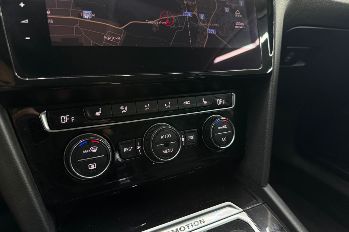 Ponuka vozidiel / Volkswagen Passat Variant 2.0 TDI 190k BMT Highline 4MOTION DSG - video