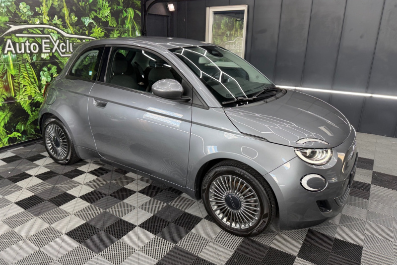  Ponuka vozidiel / Fiat 500e - video