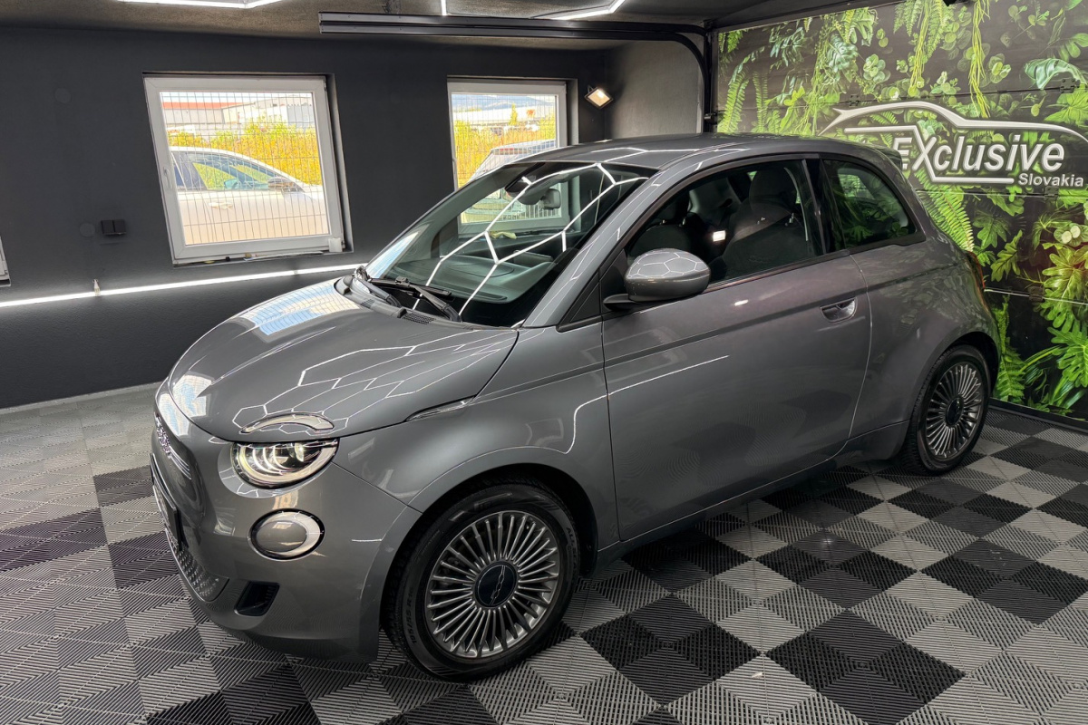 Ponuka vozidiel / Fiat 500e - video