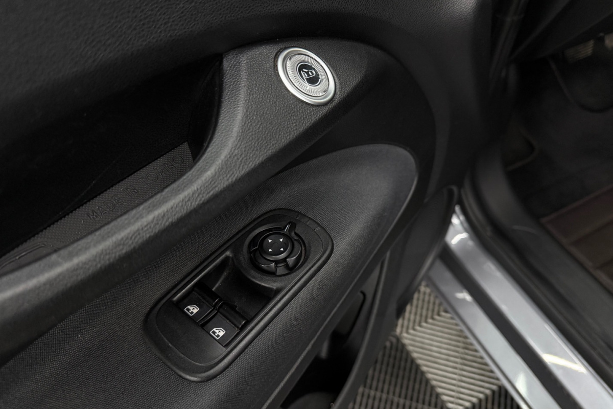 Ponuka vozidiel / Fiat 500e - video