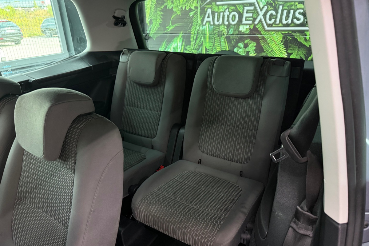 Ponuka vozidiel / Seat Alhambra 2.0 TDI CR 150k Style DSG - video