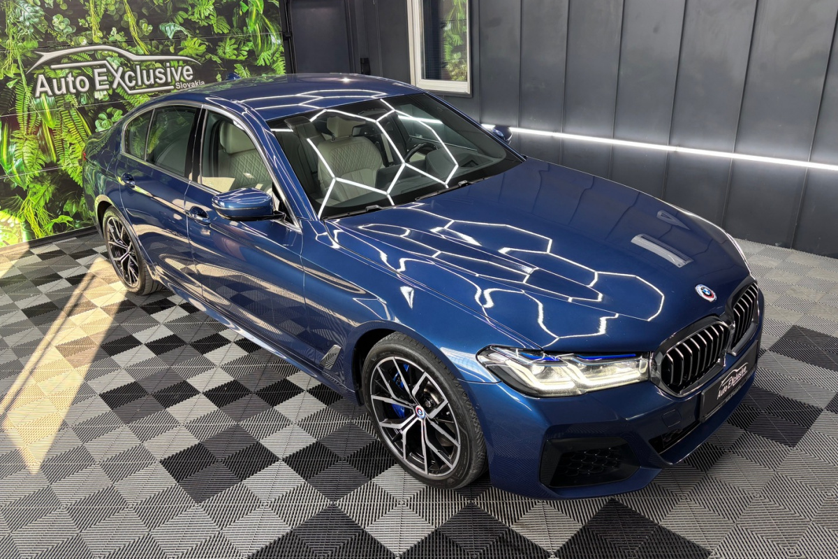 Ponuka vozidiel / BMW Rad 5 540d mHEV xDrive M-PACKET - video