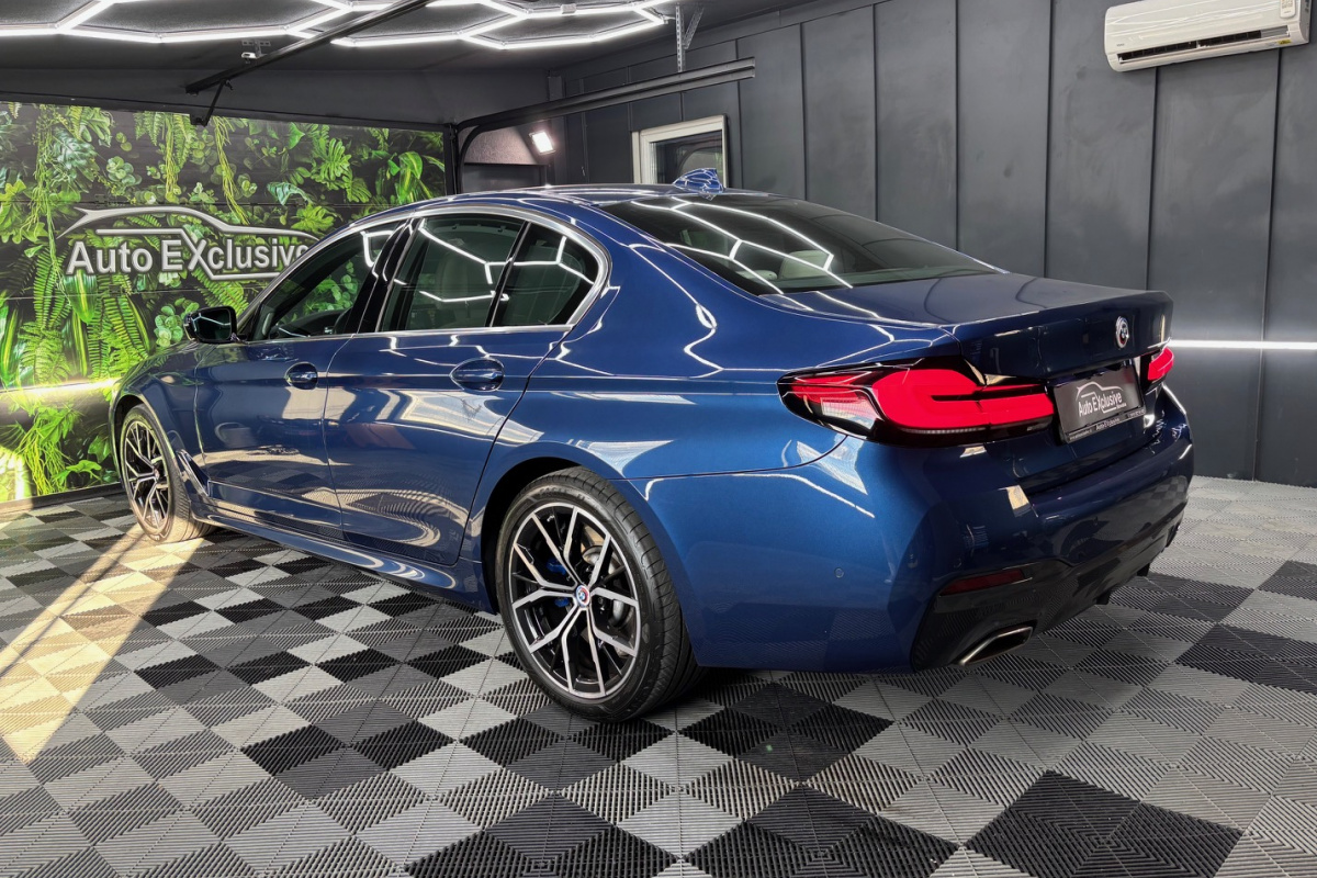Ponuka vozidiel / BMW Rad 5 540d mHEV xDrive M-PACKET - video