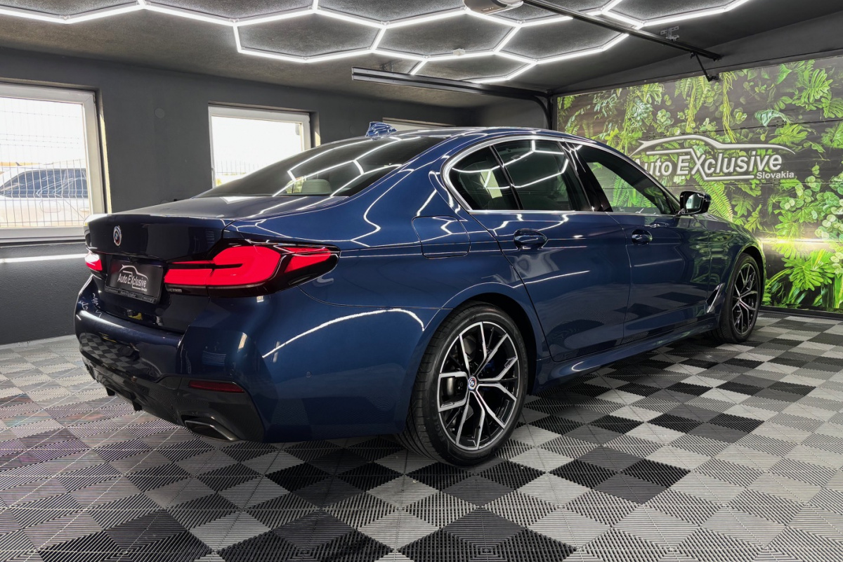 Ponuka vozidiel / BMW Rad 5 540d mHEV xDrive M-PACKET - video