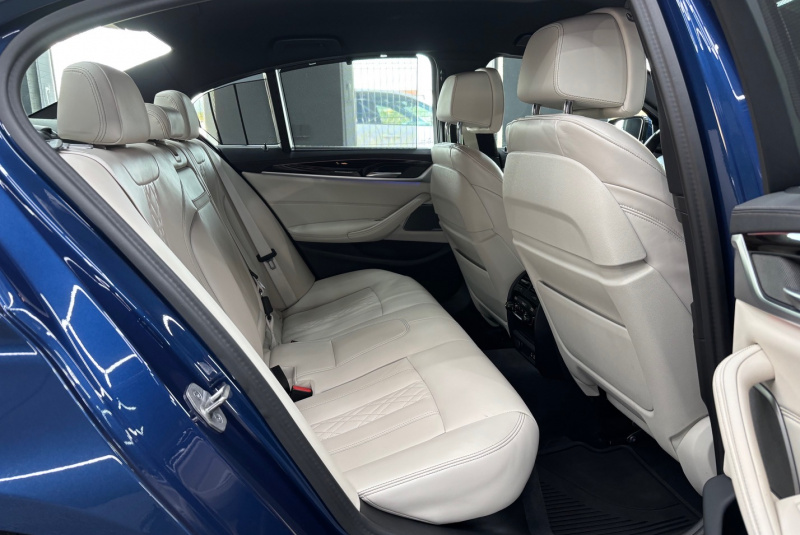  Ponuka vozidiel / BMW Rad 5 540d mHEV xDrive M-PACKET - video