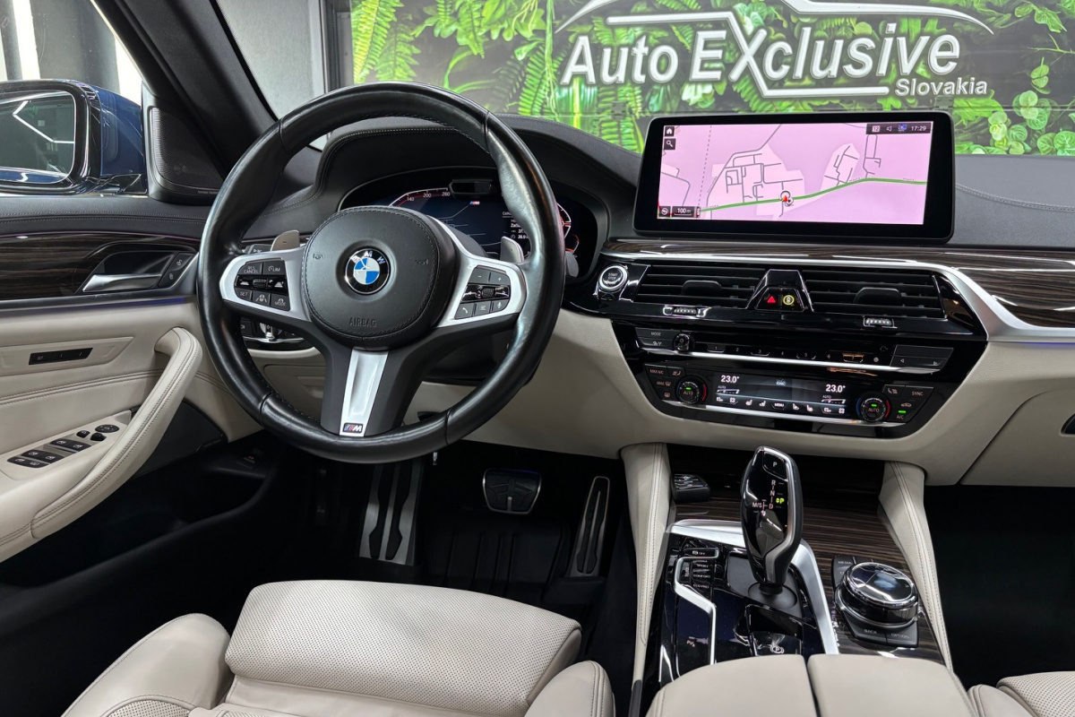 Ponuka vozidiel / BMW Rad 5 540d mHEV xDrive M-PACKET - video